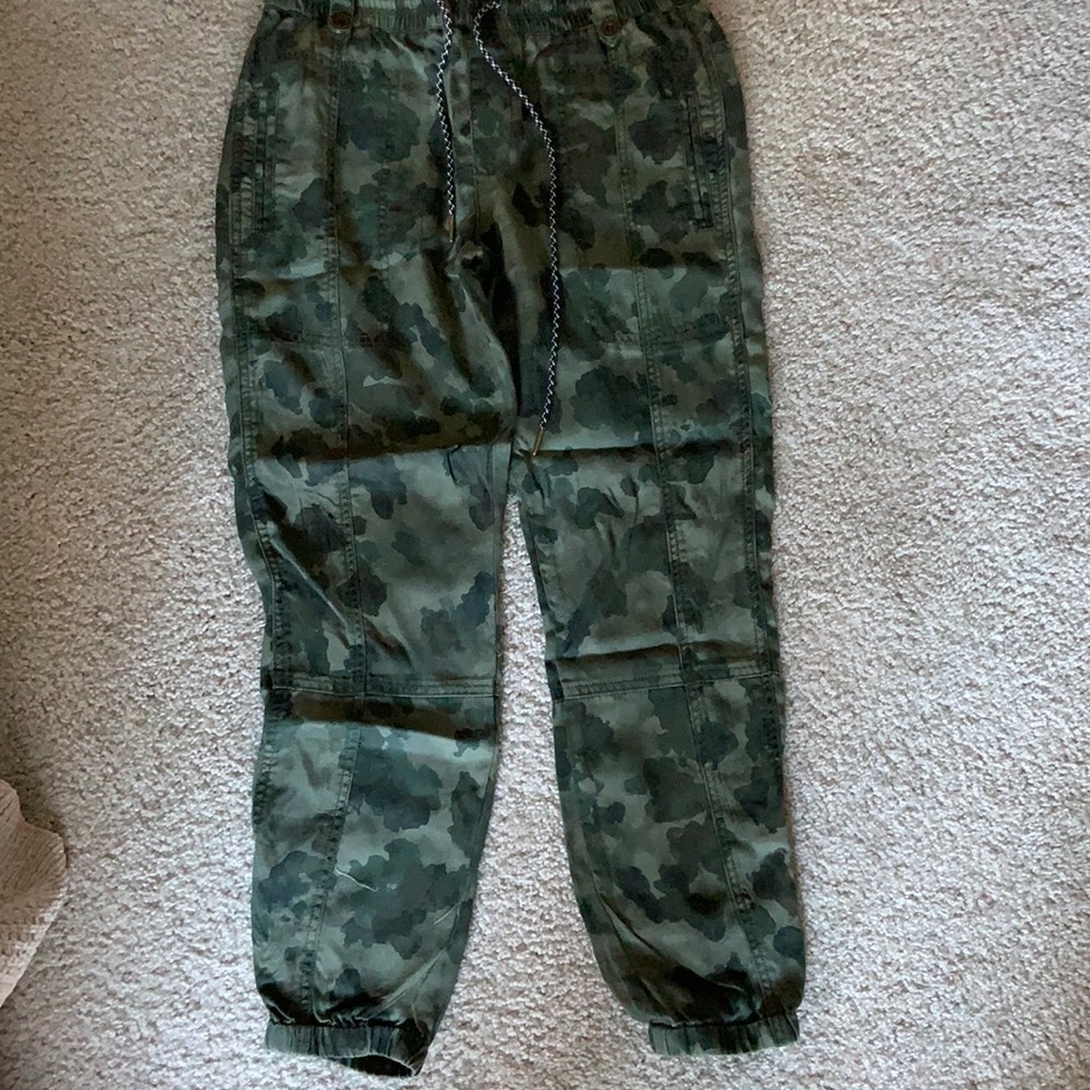 camo joggers